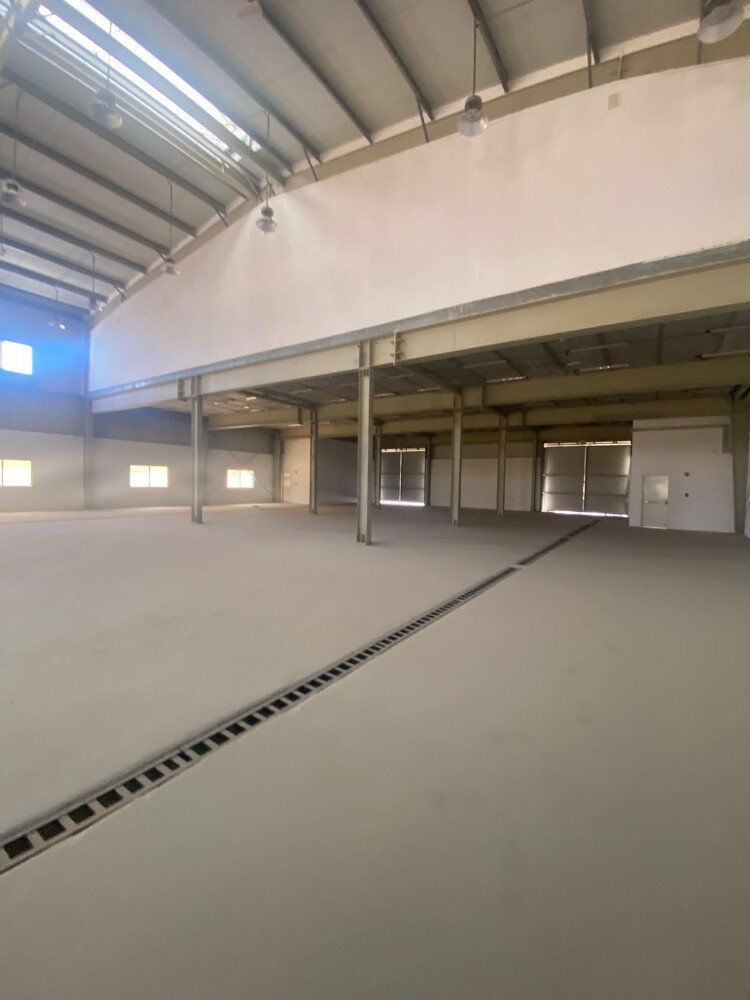 For rent, it is stored in Al Awamer - 4