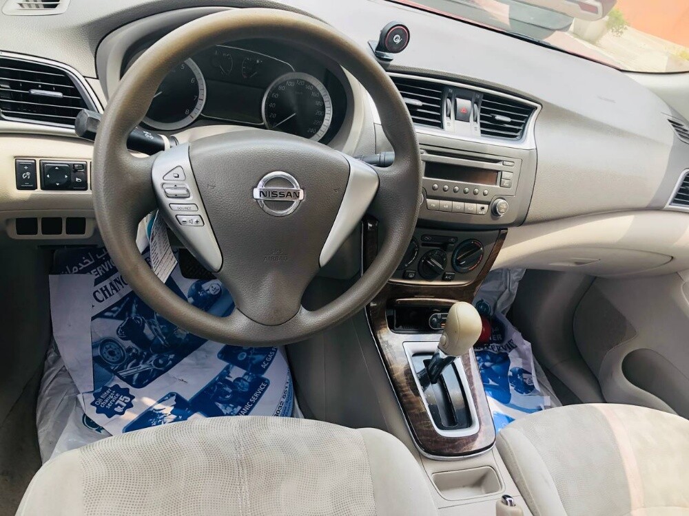 Nissan Sentra - 8