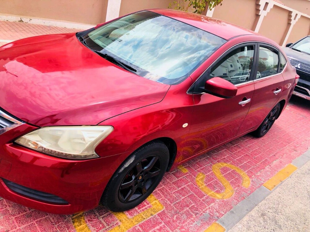 Nissan Sentra - 2
