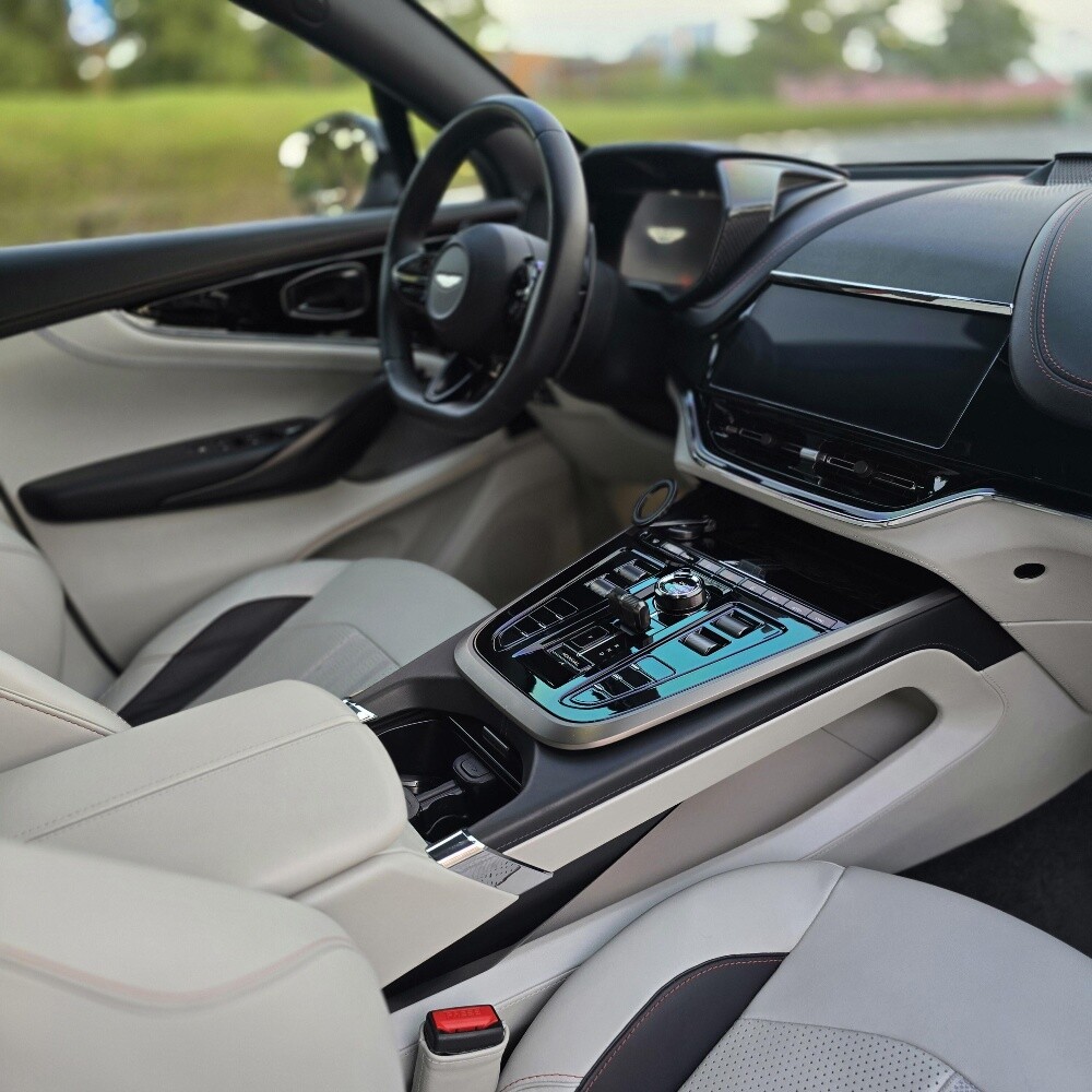 aston martin - 7