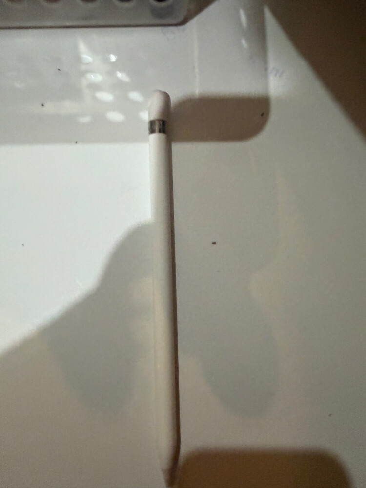Apple Pencil generation 1 - 2