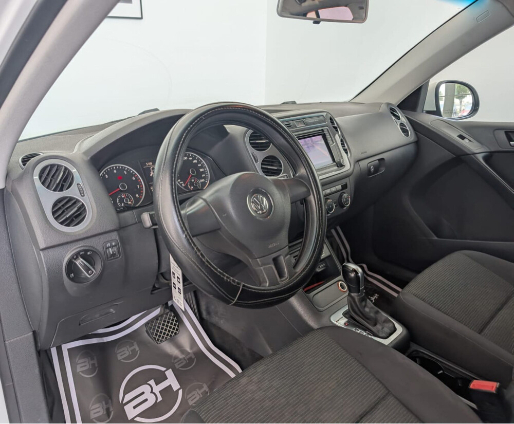 2016 Volkswagen Tiguan  - 8
