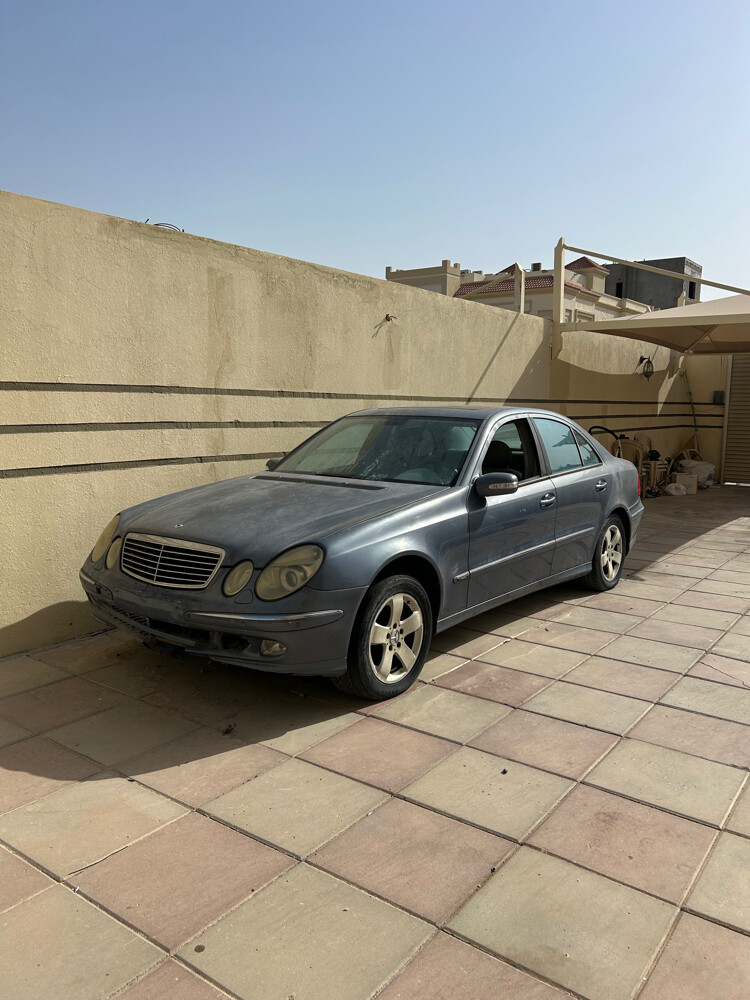 mercedes-benz E240 2003  - 2