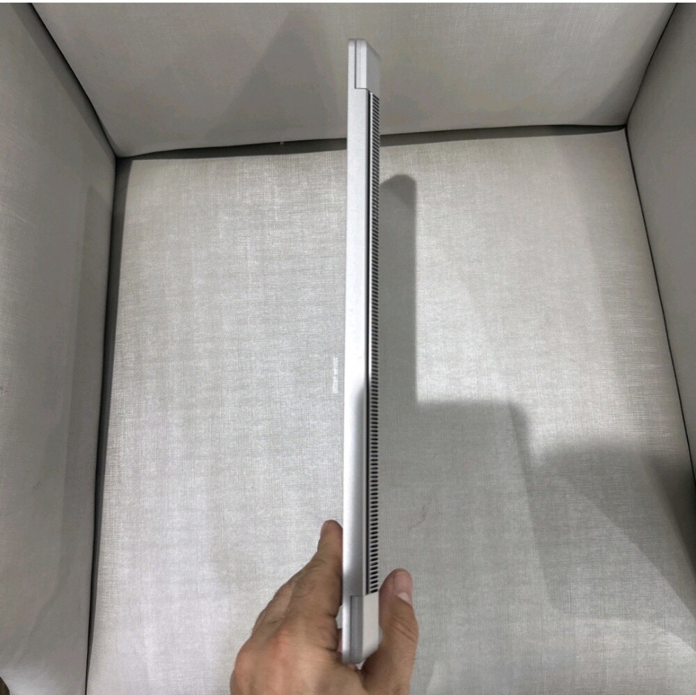 Microsoft surface laptop 6 - 7