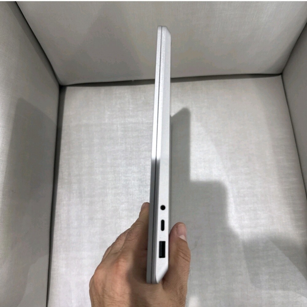 Microsoft surface laptop 6 - 6