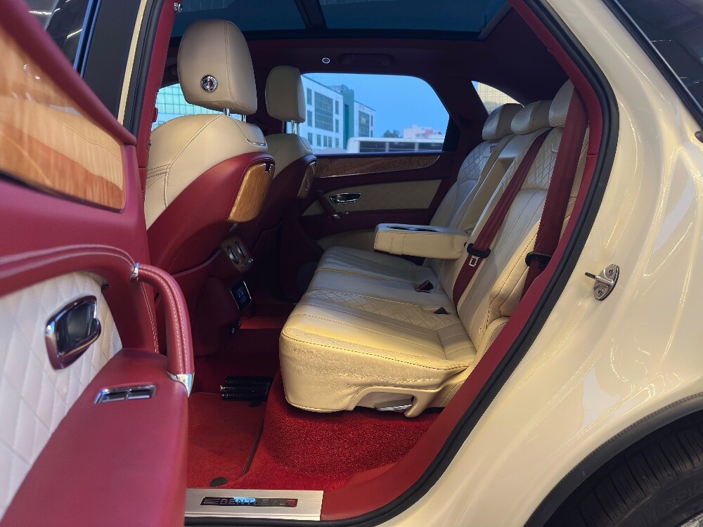 Bentley Bentayga 2017 - 11
