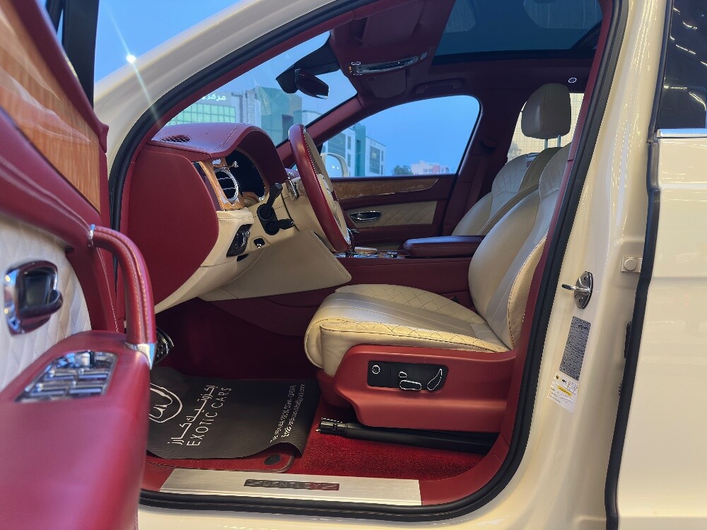Bentley Bentayga 2017 - 8