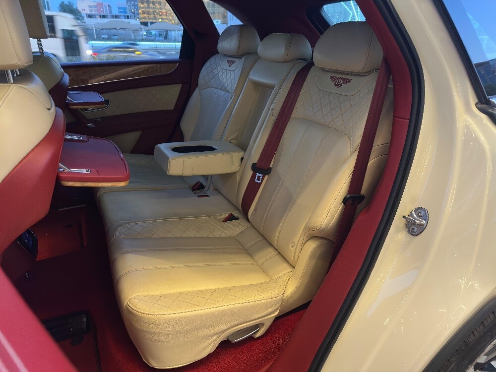 Bentley Bentayga 2017 - 15