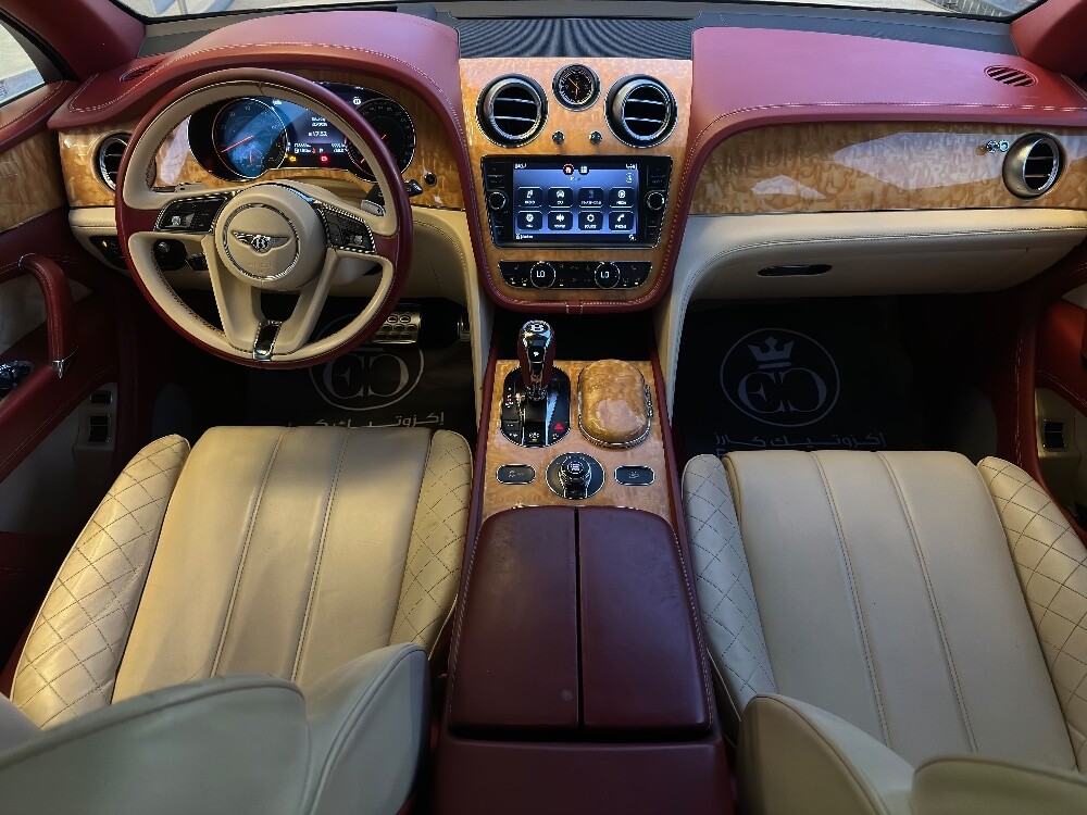 Bentley Bentayga 2017 - 14