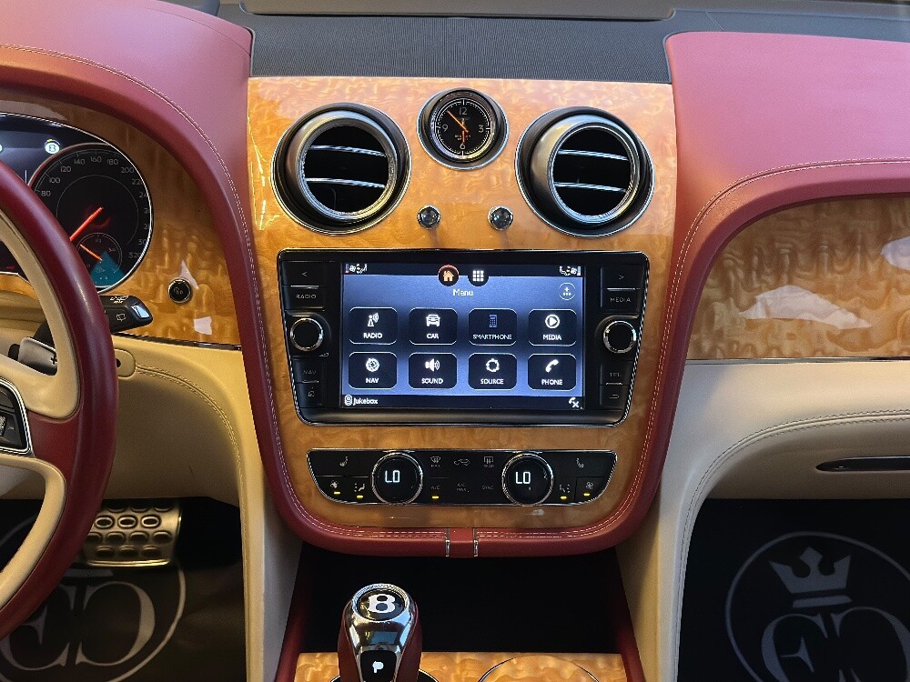 Bentley Bentayga 2017 - 17