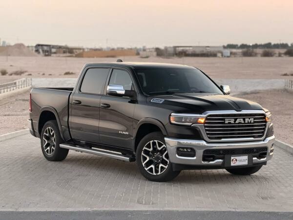 Dodge Ram 1500 Laramie 2025 - 1