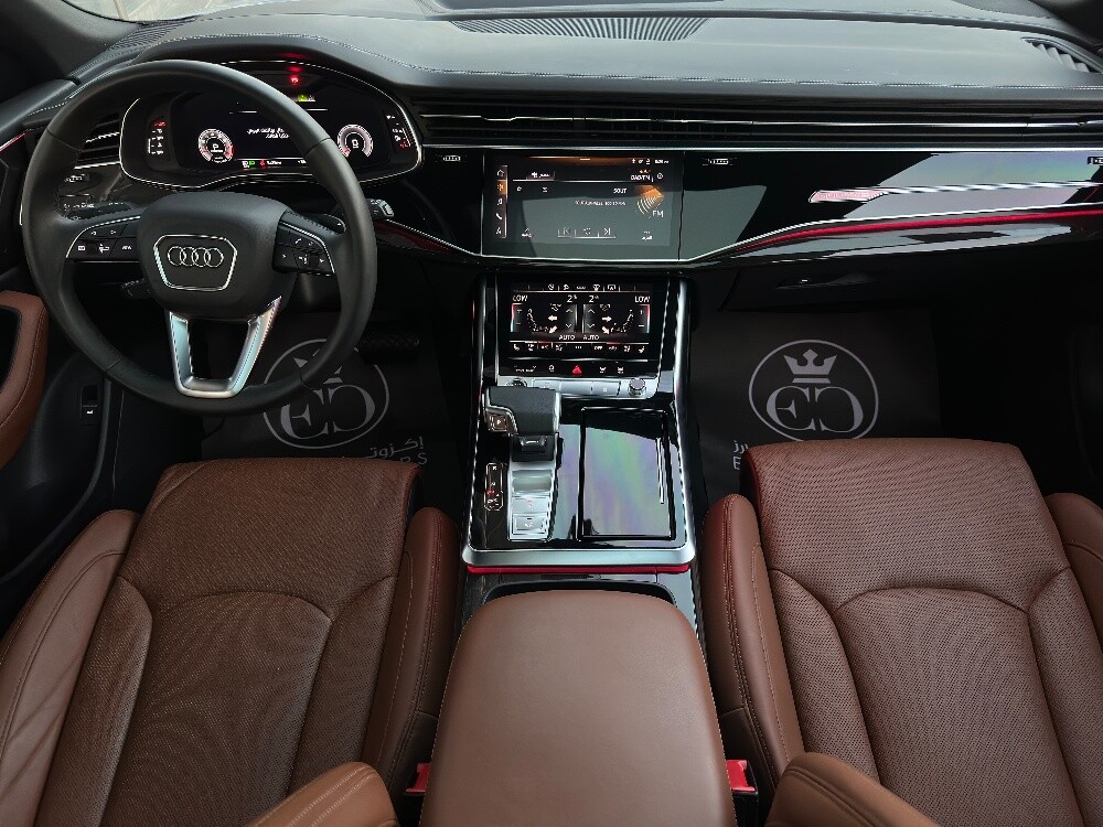 Audi Q8 S -line 2023 - 20