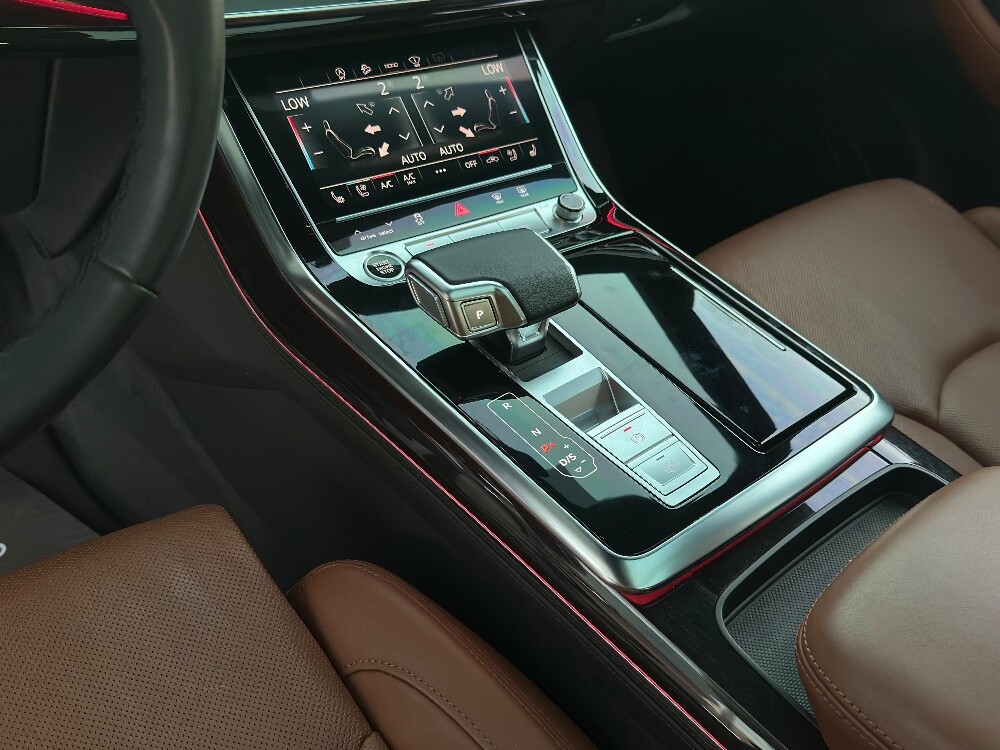 Audi Q8 S -line 2023 - 9