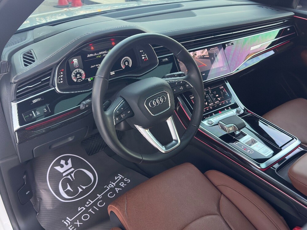 Audi Q8 S -line 2023 - 7