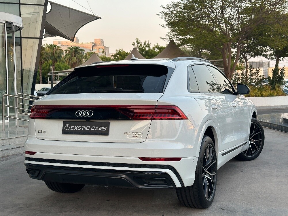 Audi Q8 S -line 2023 - 23