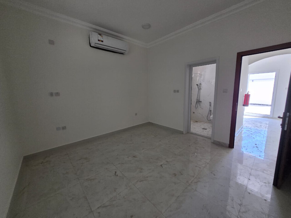 NEW VILLA 7 BHK FOR RENT MARKHIYA - 27