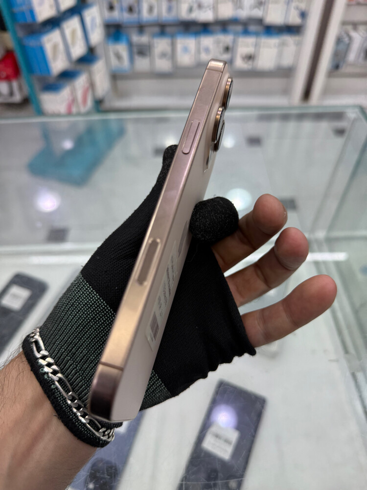 iphone 16 pro max - 2