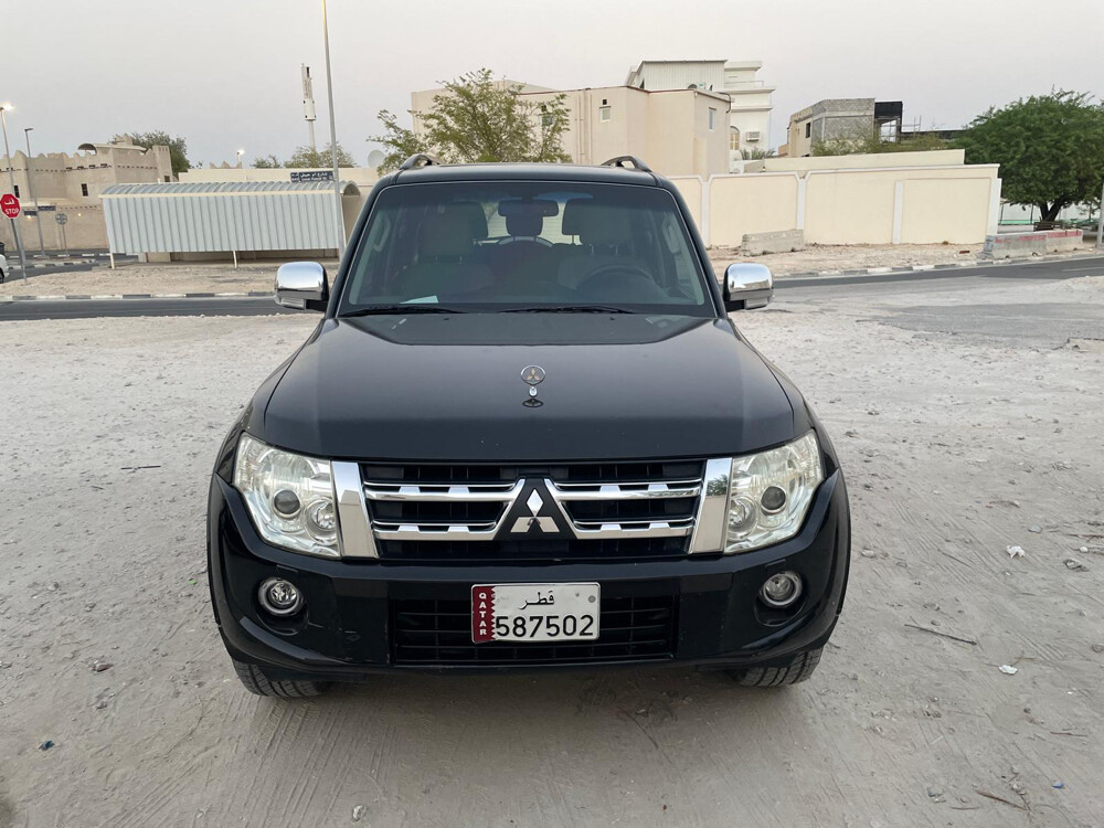 Mitshubishi Pajero Gls - 1