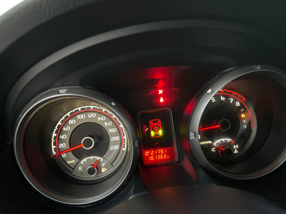 Mitshubishi Pajero Gls - 12