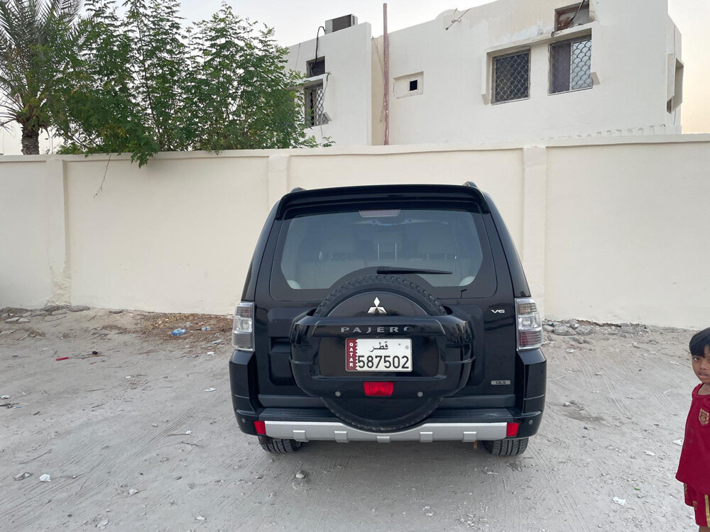 Mitshubishi Pajero Gls - 2