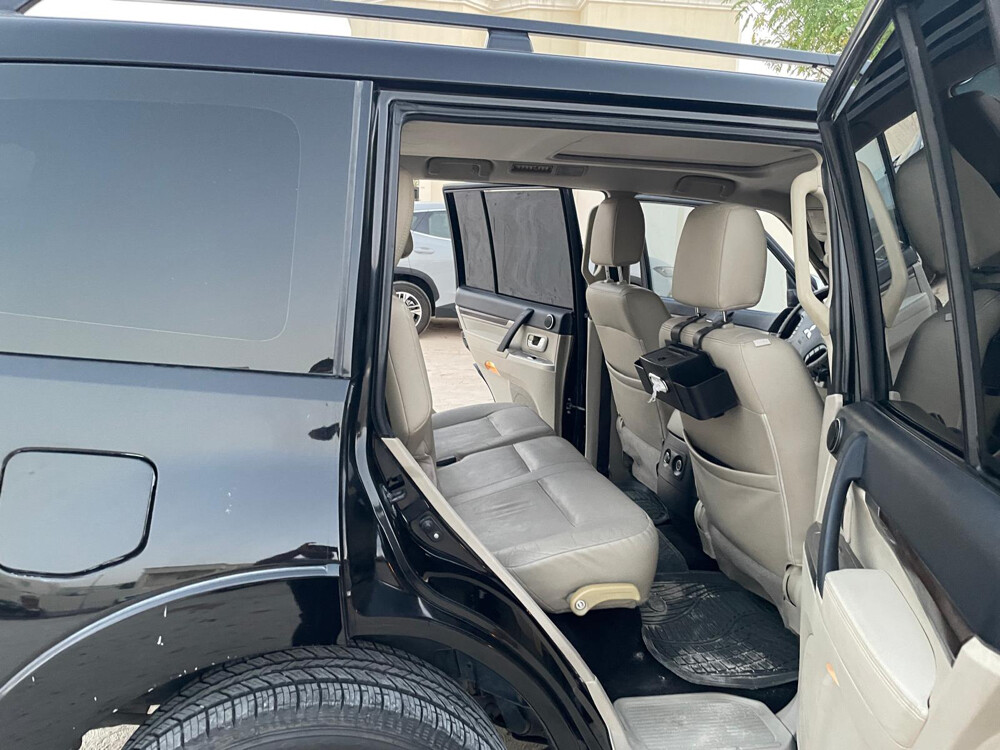 Mitshubishi Pajero Gls - 10