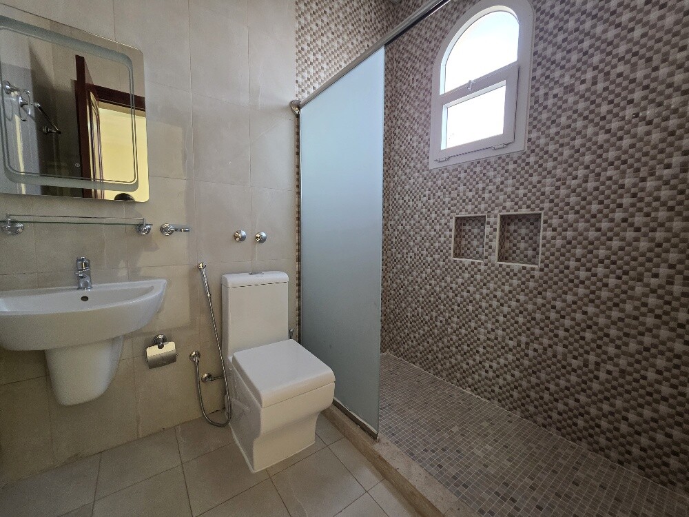 Five-Bedroom Compound Villa rayyan - 21