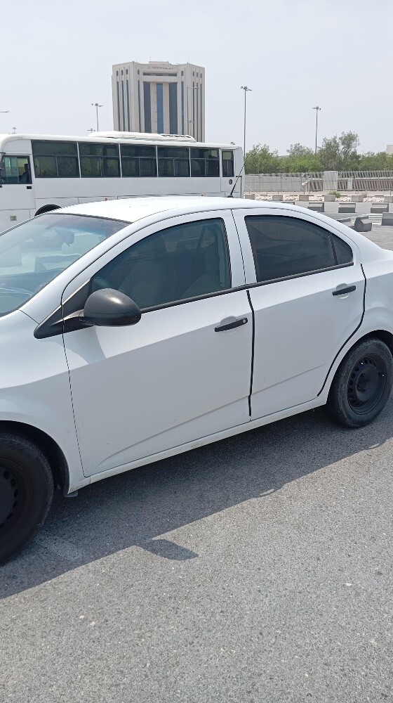 Chevrolet sonic 2016 - 4