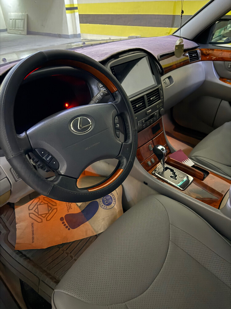 Lexus LS430  - 4