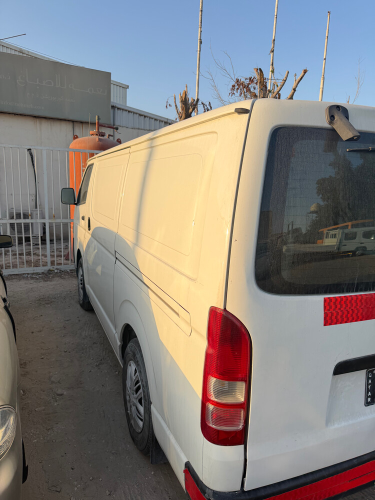 cargo or delivery van for rent - 1