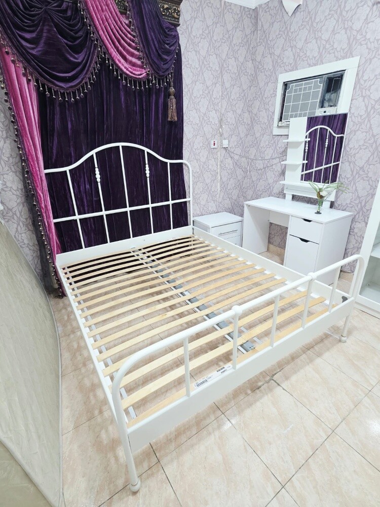 queen size Bed 160+200 cm - 4