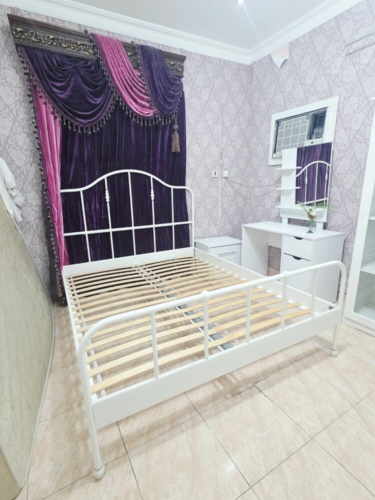 queen size Bed 160+200 cm - 2