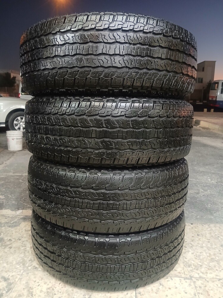 265/65/R18.Goodyear brand - 2