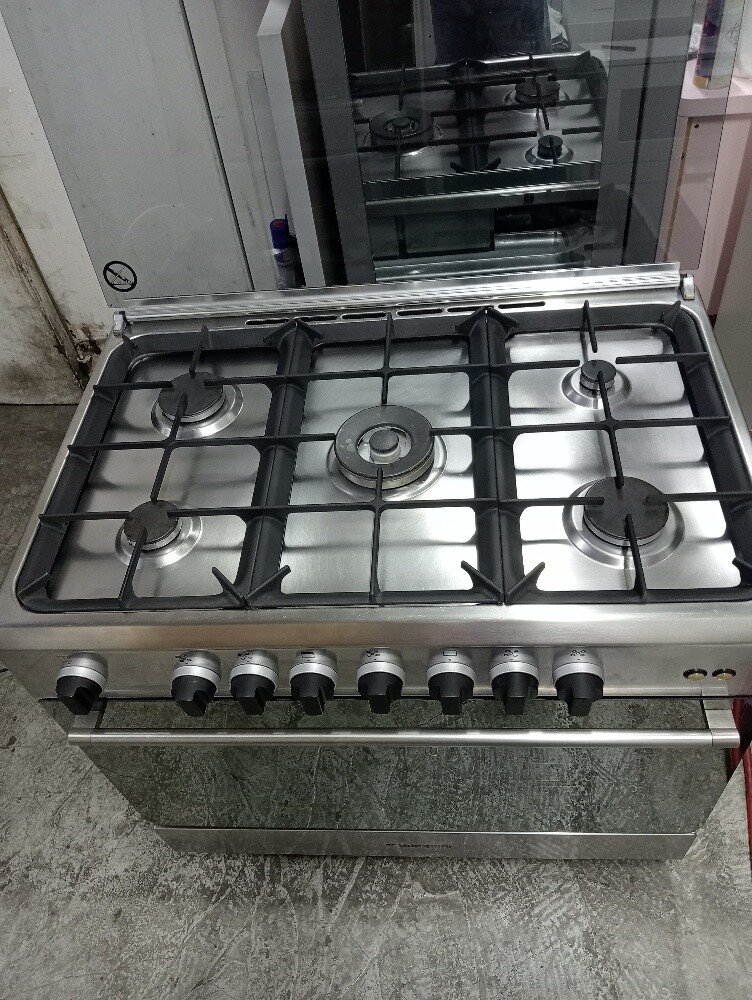 Bompani Cooking Range - 6