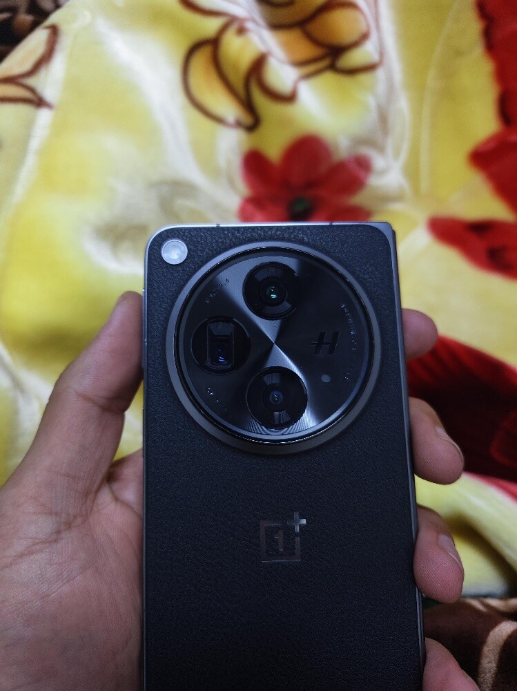 OnePlus open - 6