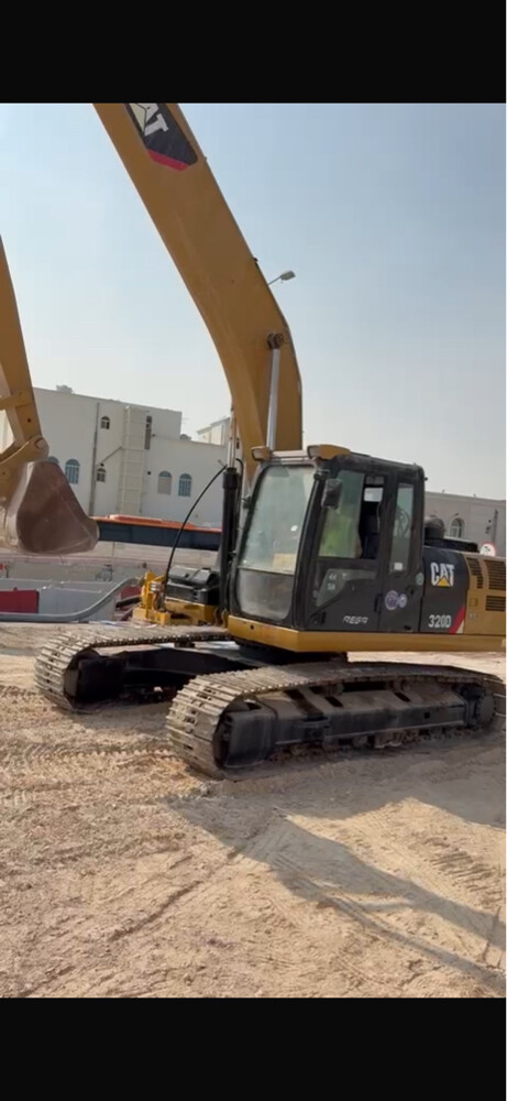 cat 320d long boom - 3