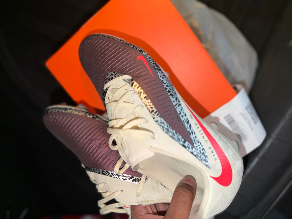 NIKE ,(Size42.5) - 2