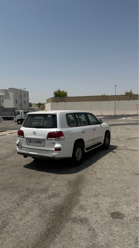 Lexus LX570 - 4