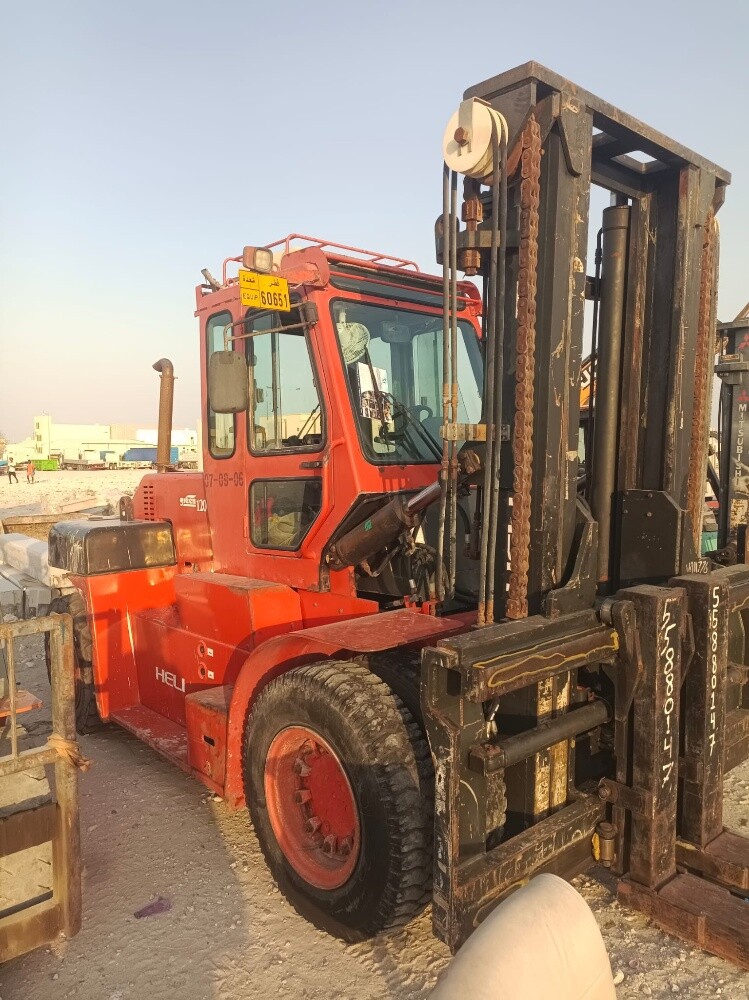 heli 13 ton forklift good condition - 2