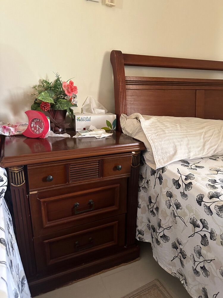 Bedroom furniture set for sale - 6