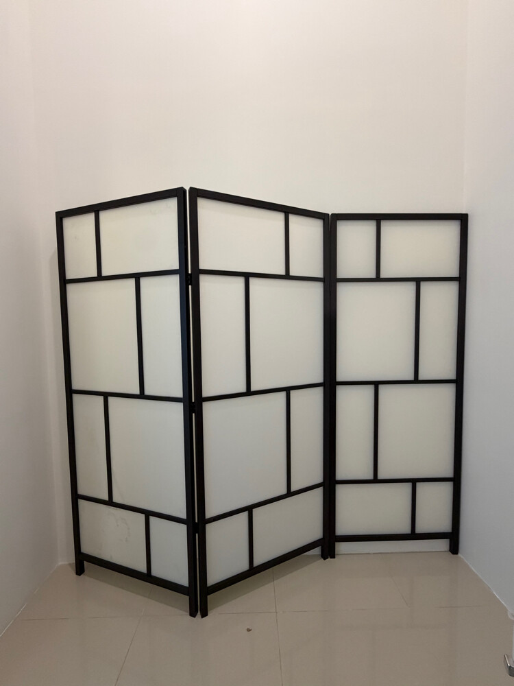 Ikea partition blackand white used - 1