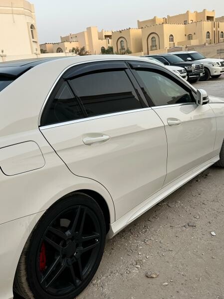 Mercedes-Benz E300  Full Option / - 3