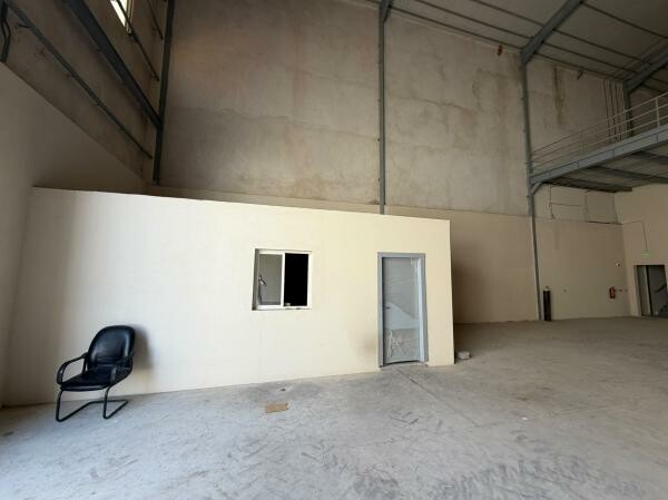 WAREHOUSE W/ MEZANINE-BIRKAT AWAMER - 8