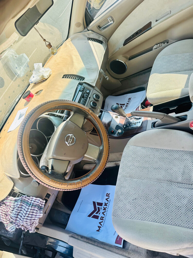 Nissan Altima Full option  - 9