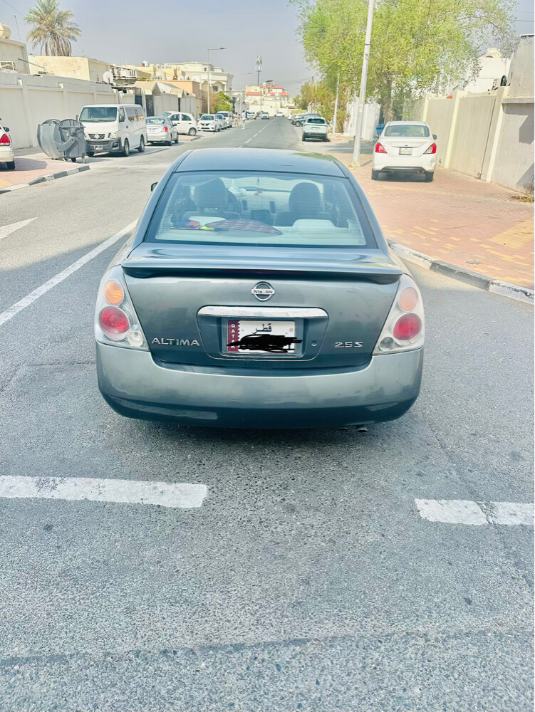 Nissan Altima Full option  - 3