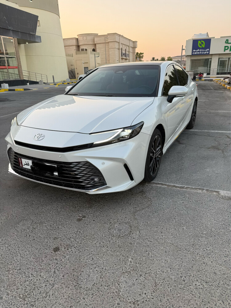 كامري 2025 ماشيه 17000 تامين شامل +حمايه للبودي كامل +عازل حراري مطلوب 115000  - 7