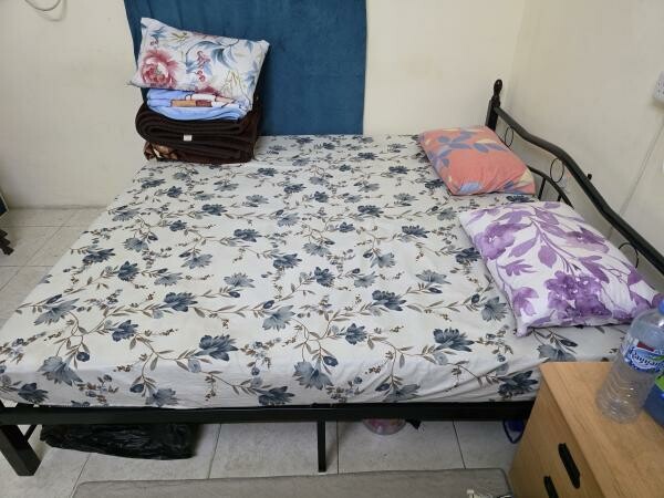 King size bed - 2
