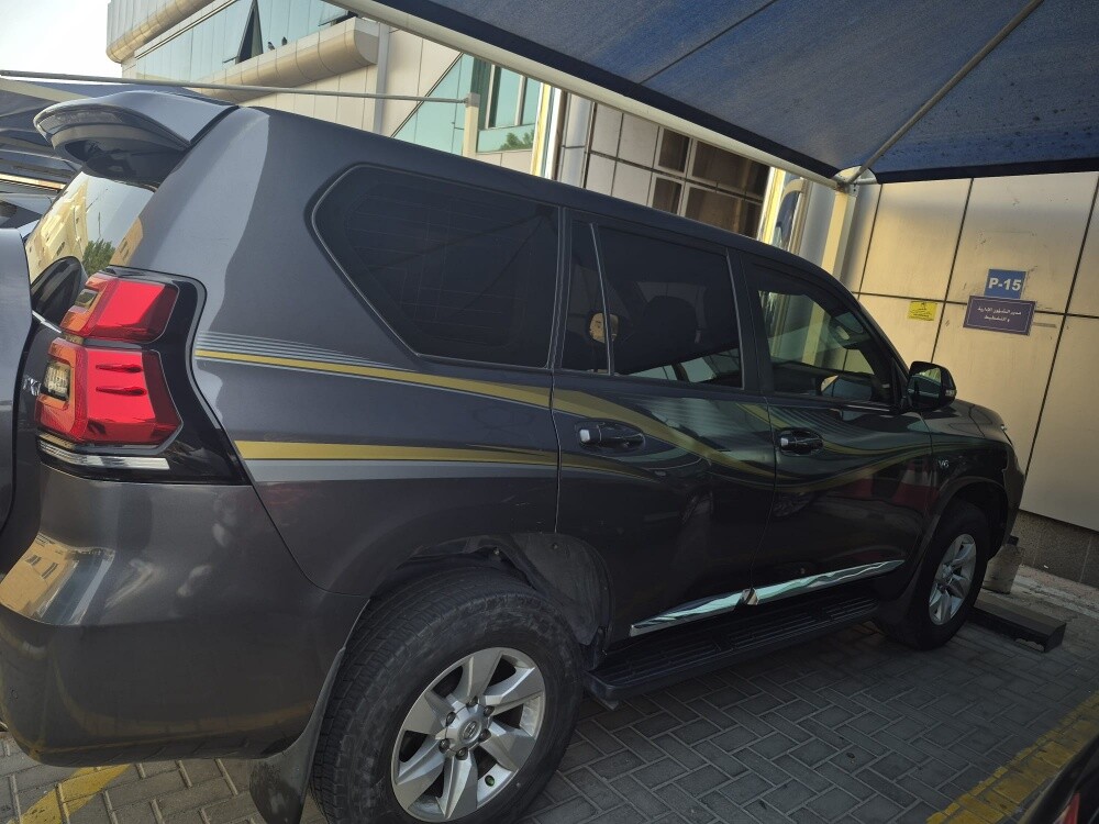 Toyota.  Prado V6 -TXL - 2023 - 3