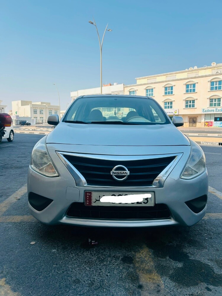 Nissan Sunny  - 1