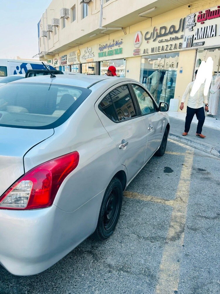 Nissan Sunny  - 3