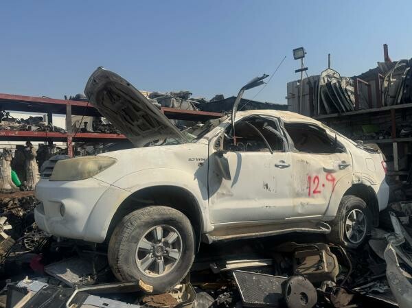 TOYOTA FORTUNER 2010 - 6